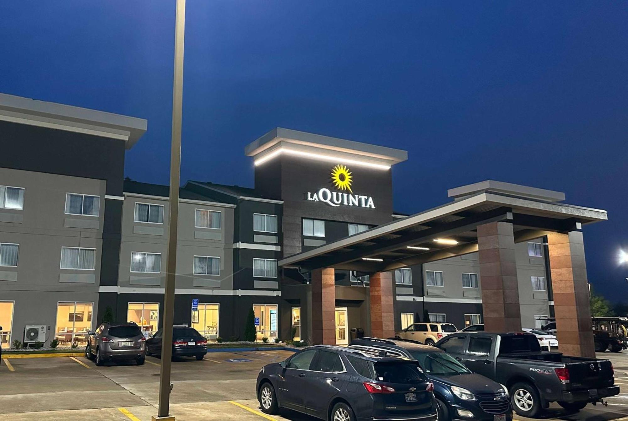 La Quinta By Wyndham Fayetteville Exterior foto